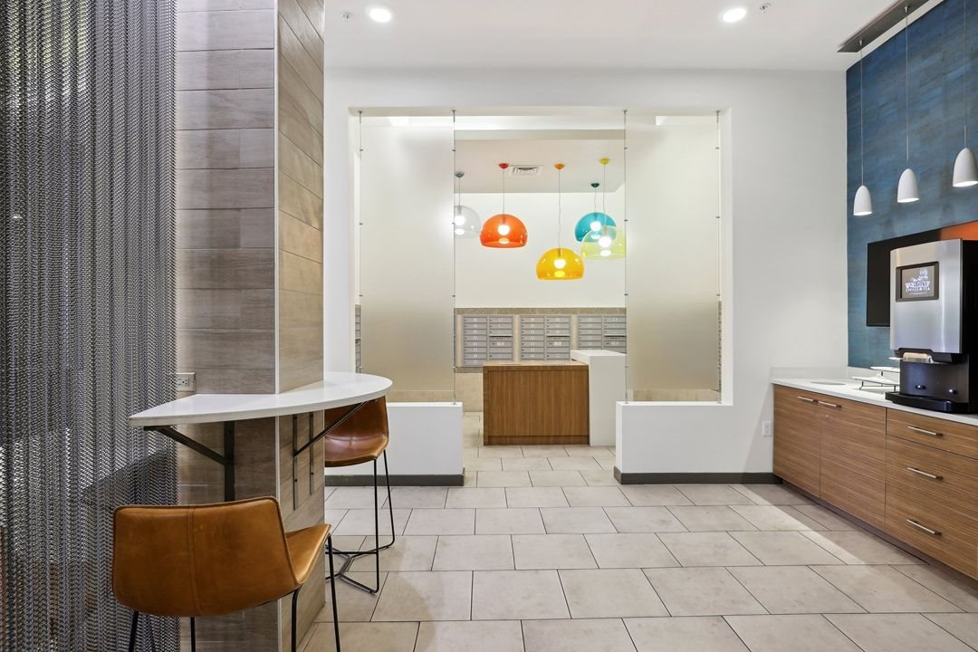 Hub 9